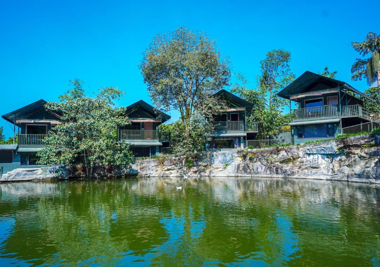 Niyatma Wayanad Pool Resort By Voye Homes Exterior photo