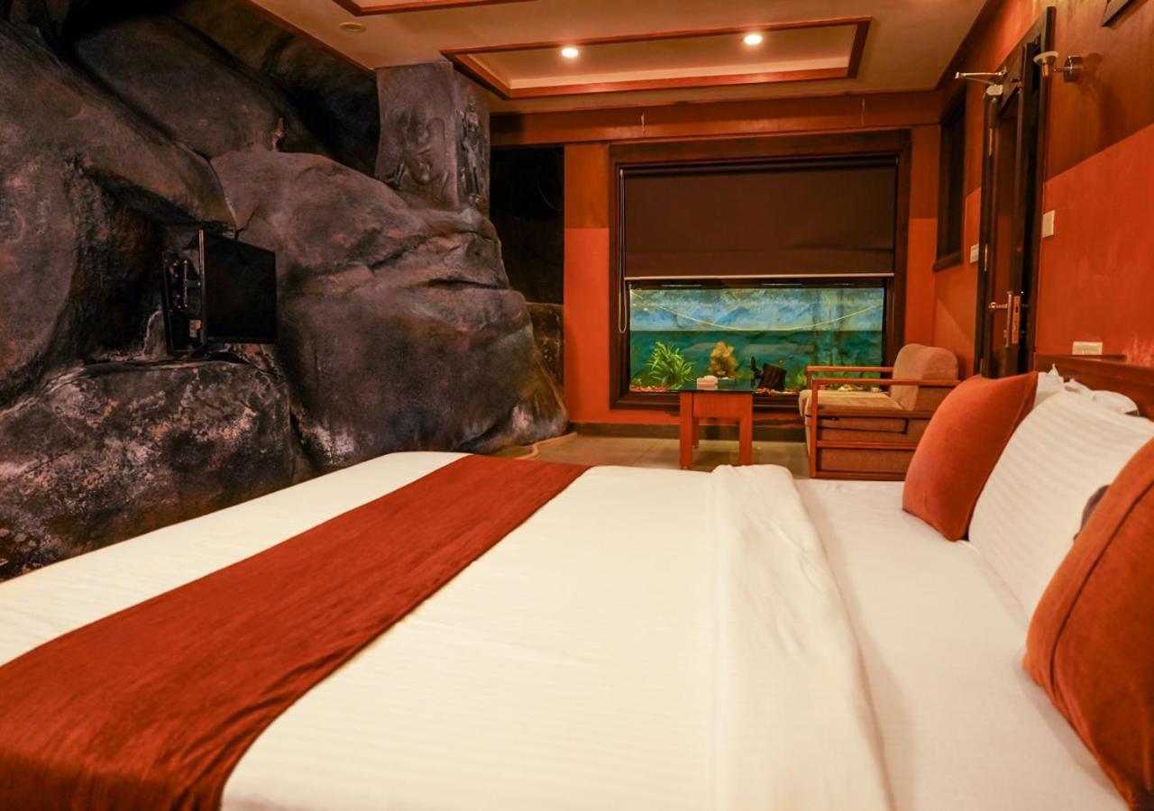 Niyatma Wayanad Pool Resort By Voye Homes Exterior photo