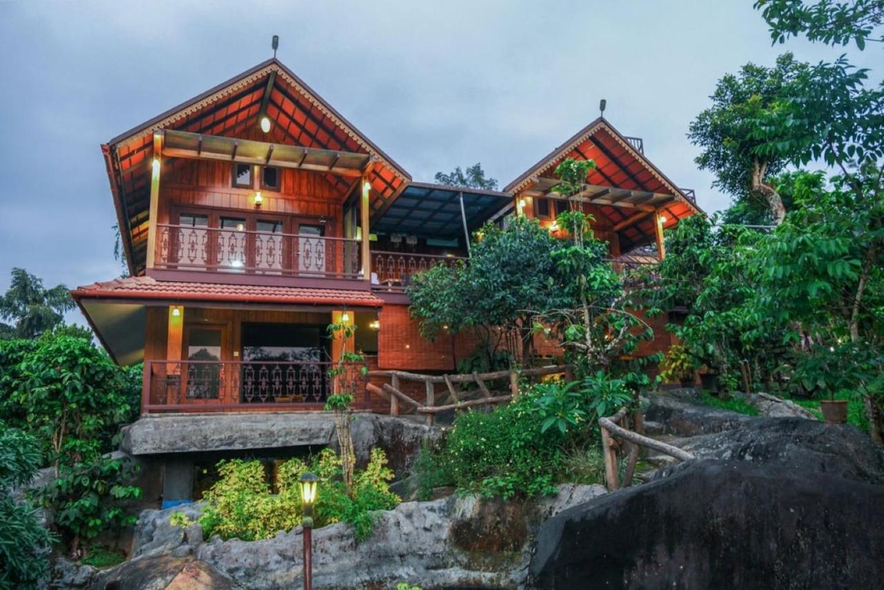 Niyatma Wayanad Pool Resort By Voye Homes Exterior photo
