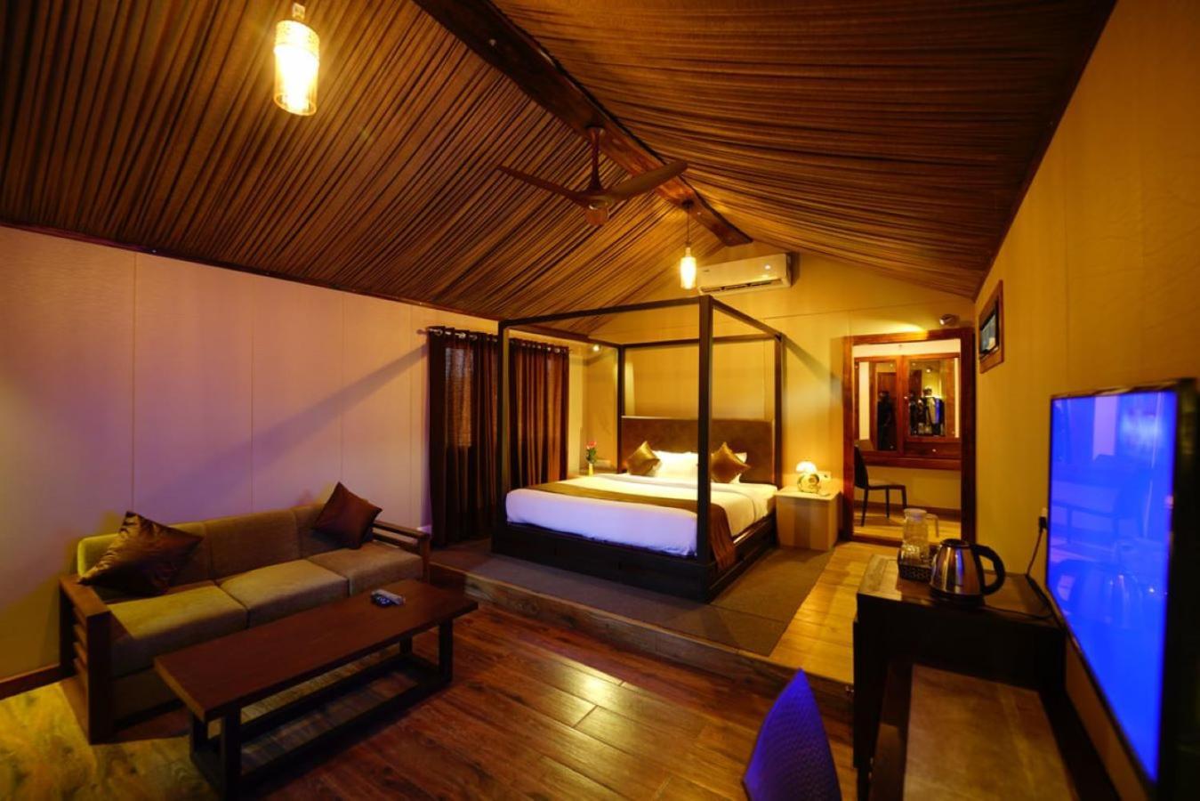 Niyatma Wayanad Pool Resort By Voye Homes Exterior photo